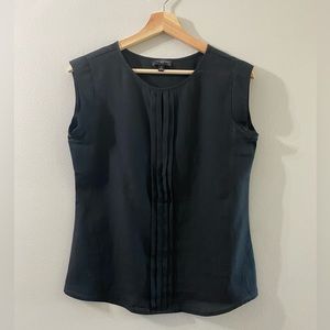The Limited Black short sleeve blouse with pleated front